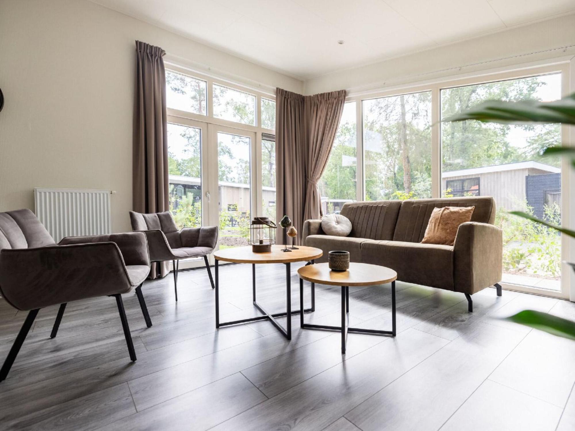 Comfortable Chalet With Combination Microwave Near The Veluwe Hoenderloo Eksteriør bilde