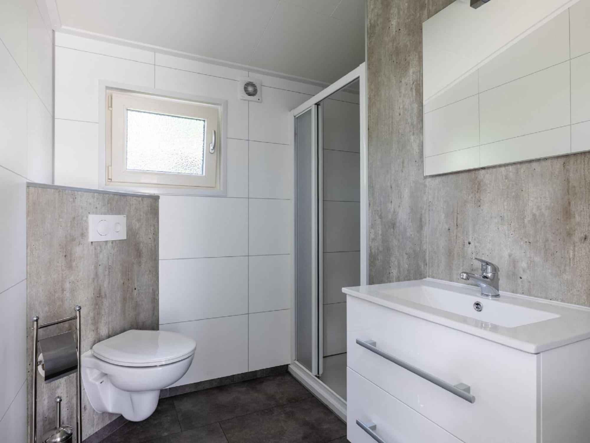 Comfortable Chalet With Combination Microwave Near The Veluwe Hoenderloo Eksteriør bilde